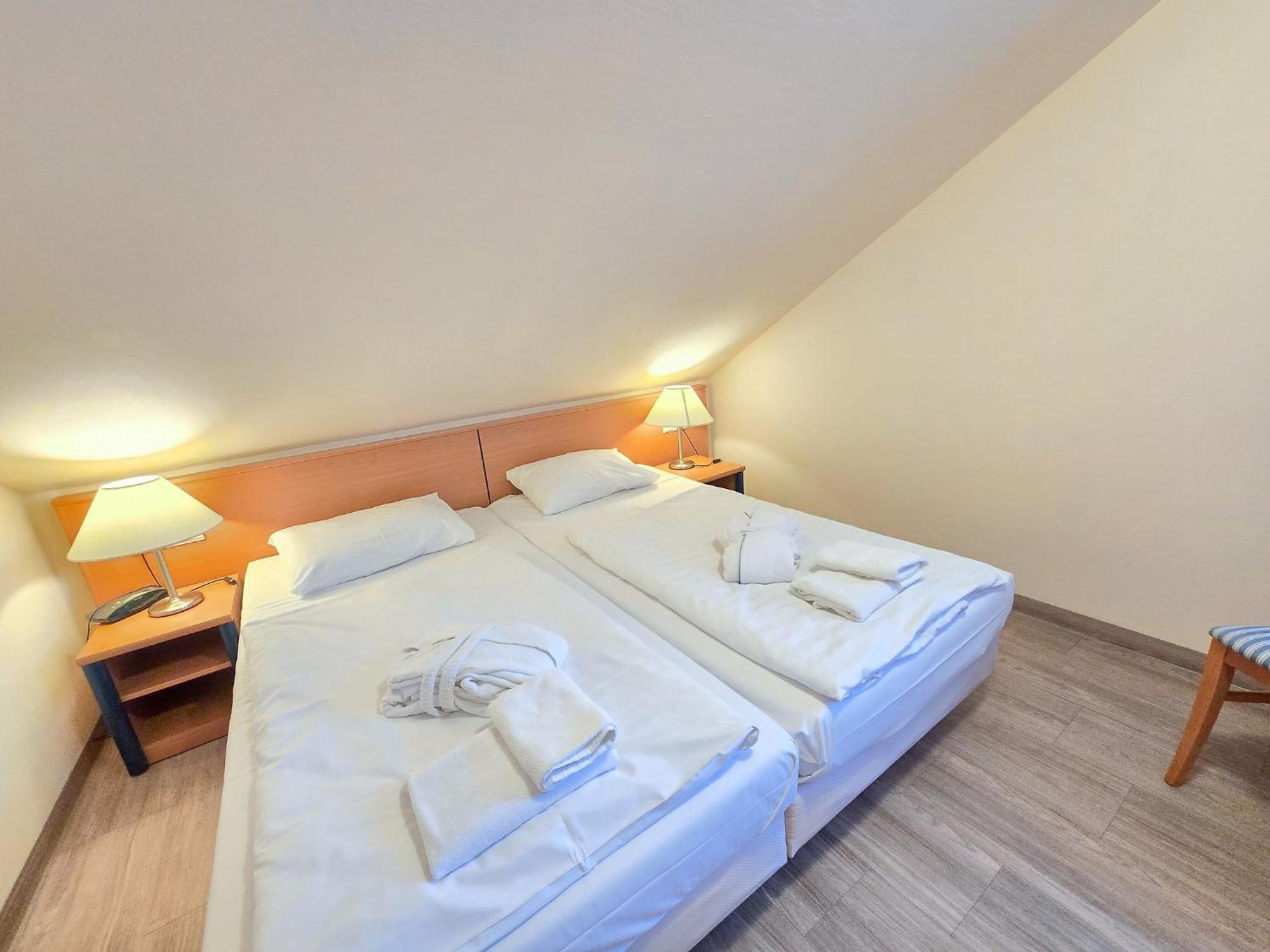 Duenenpark Binz - Komfort Ferienwohnung Mit 1 Schlafzimmer Und Balkon Im Dachgeschoss 024 Bagian luar foto